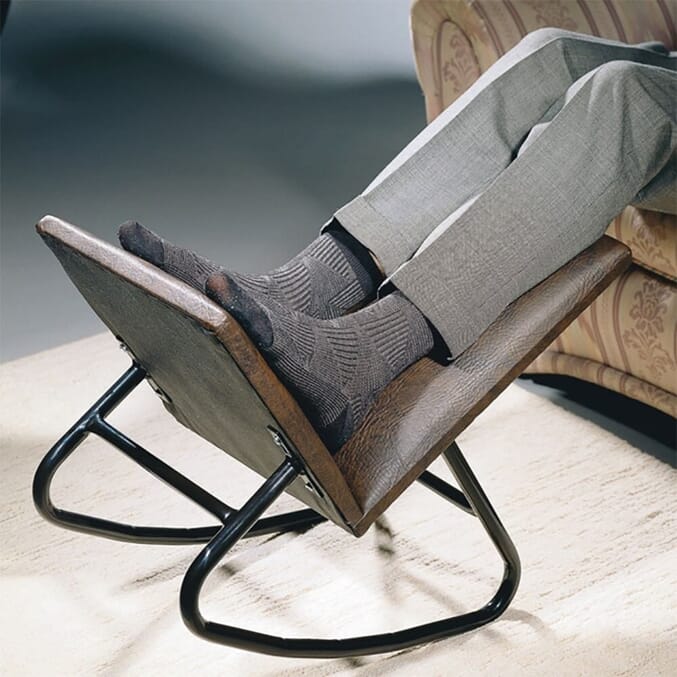 rocker style leg rest