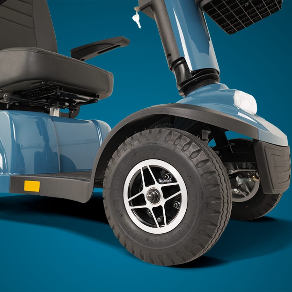 scooterpac savvy 4 mobility scooter close up