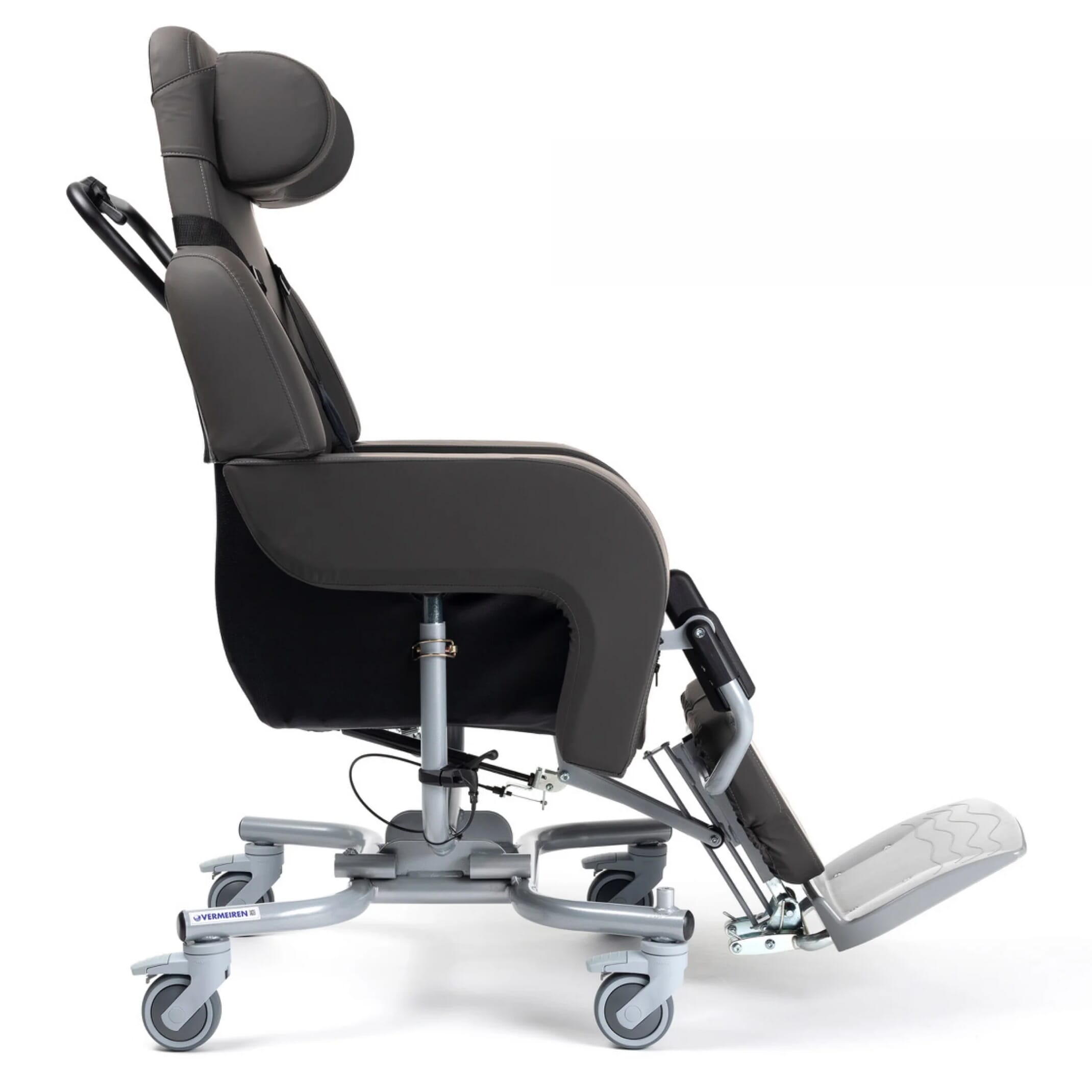 shuttle shell chair from side