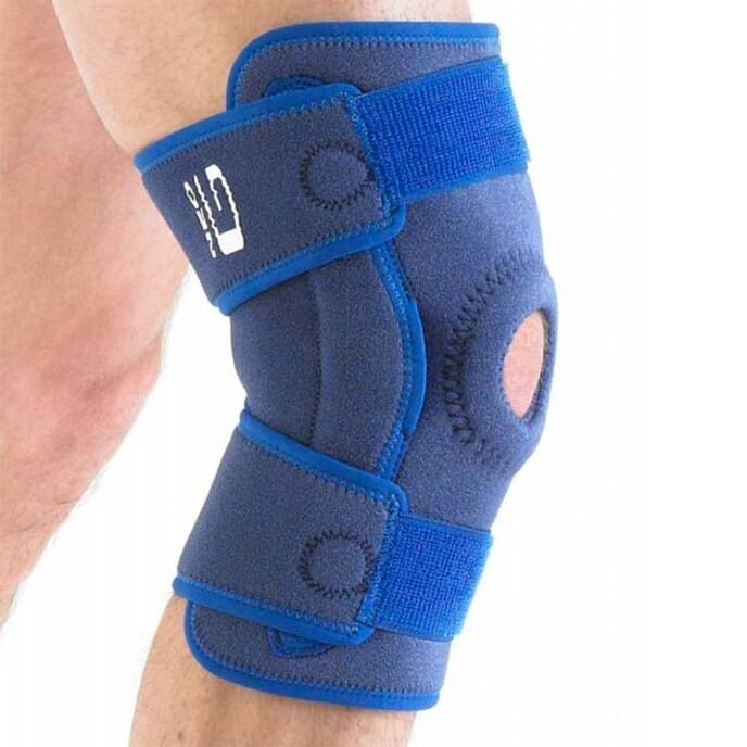 stabilised hinged knee brace with patella support1