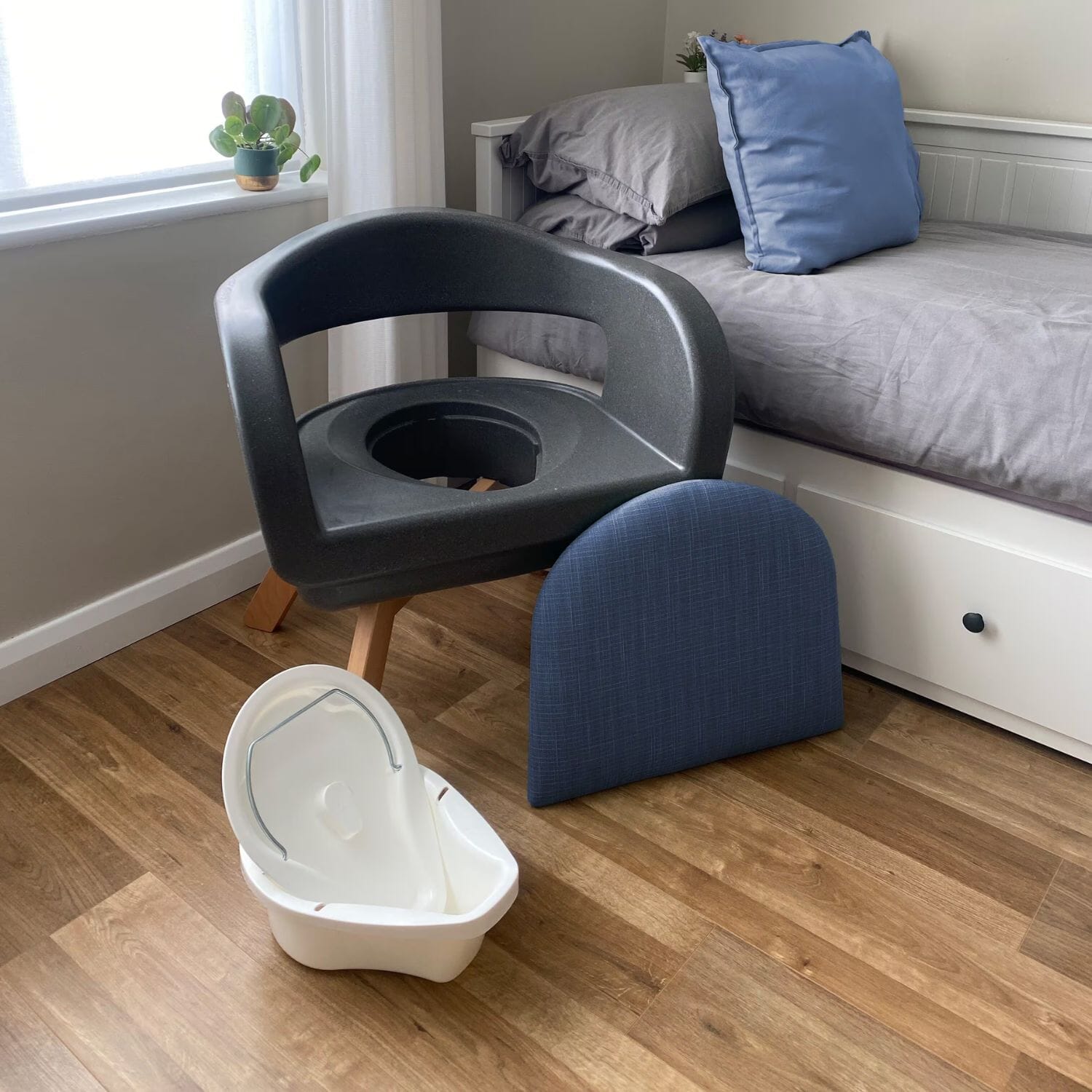 timberry kurve commode detail 1