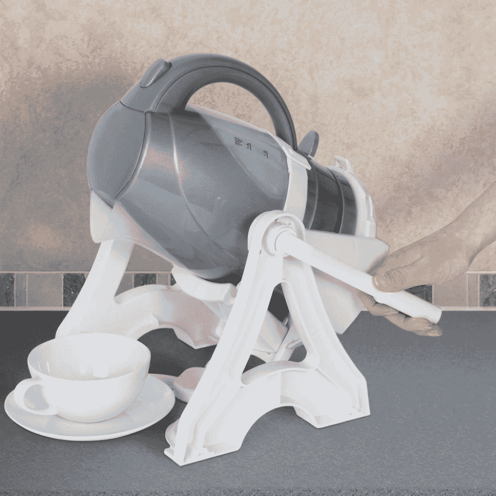 universal kettle pourer in use
