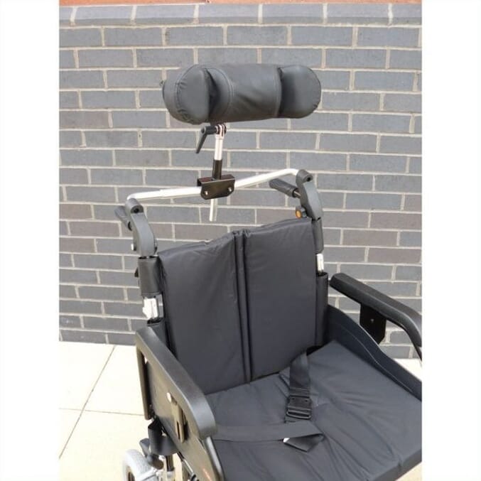 universal_wheelchair_headrest__headrest_1