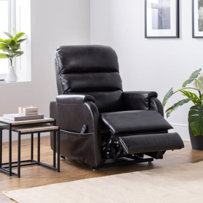 wendover petite dual motor lift chair